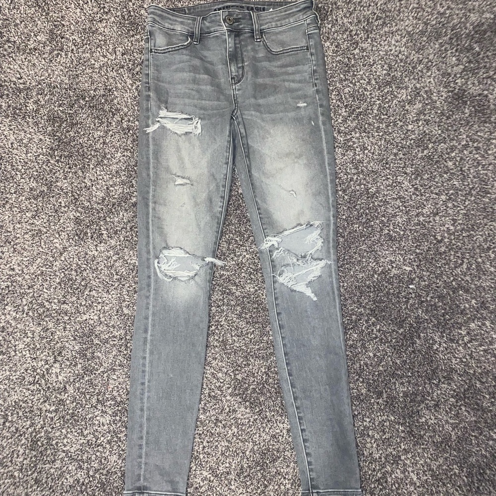 grey american eagle next level stretch jeans!